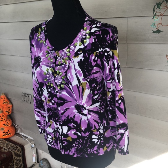 Style & Co women’s long sleeve embellished hook and eye floral blouse size Small - Picture 3 of 11